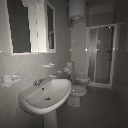 Businelli 2e Appartement